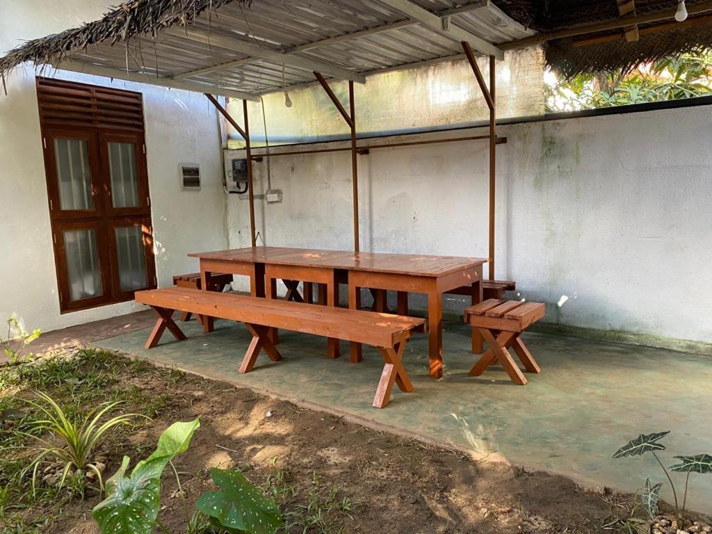 Apartamento Kings Happy House Dikwella Sur Exterior foto
